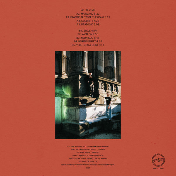 Hun Hun - Frantic Flow Of The Gong — back sleeve