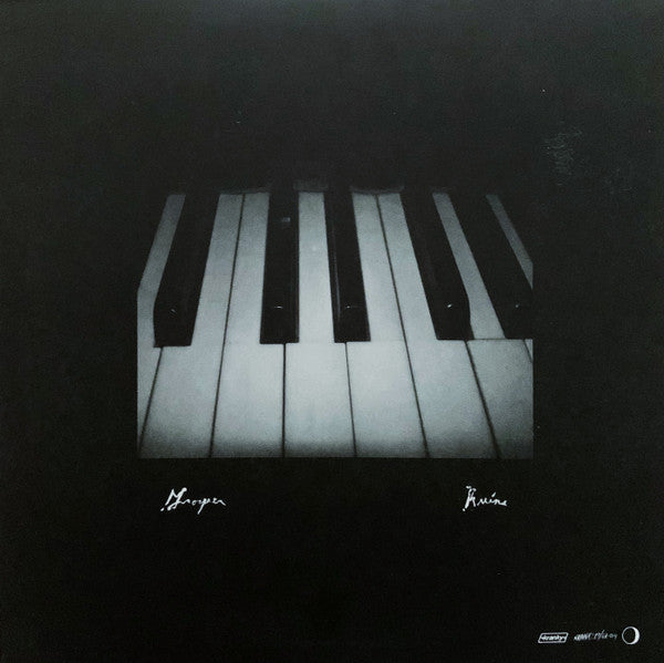 Grouper - Ruins — back sleeve