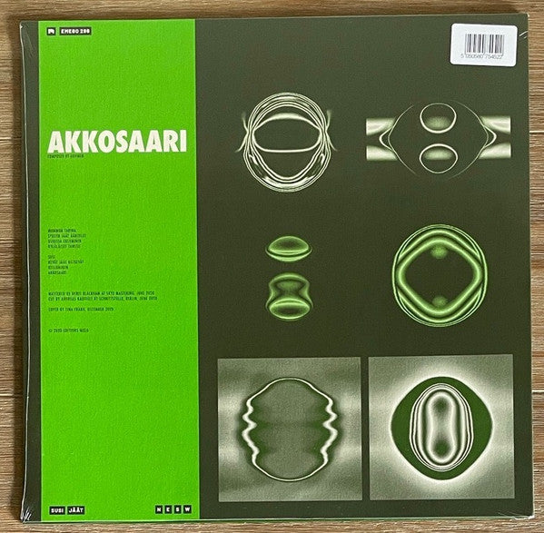 Johannes Auvinen - Akkosaari — back sleeve