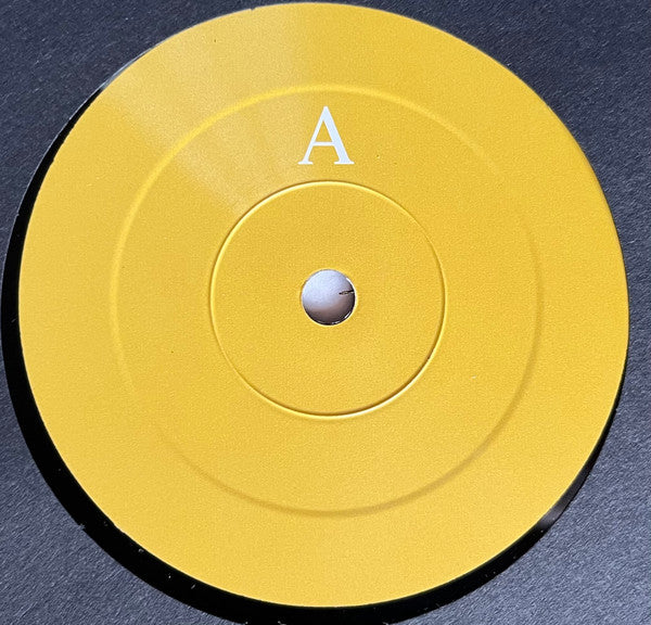 Laila Sakini : Like A Gun (7", Single, Ltd, Num, RE, Out)