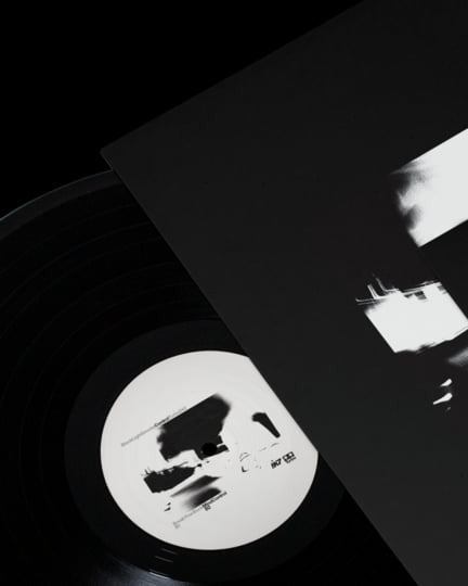 Black Light Smoke : Control (12", EP)