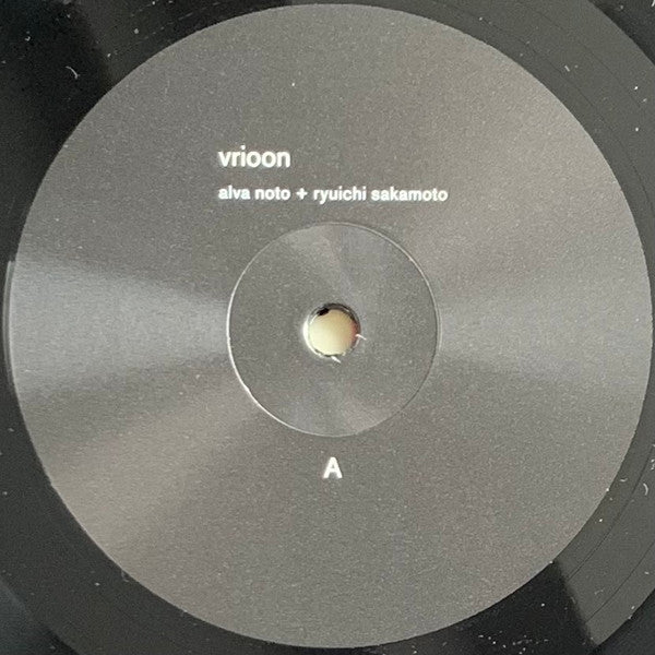 Alva Noto + Ryuichi Sakamoto – Vrioon (2xLP, Album, RE, RM, Gat) vinyl record | Paranoise Records